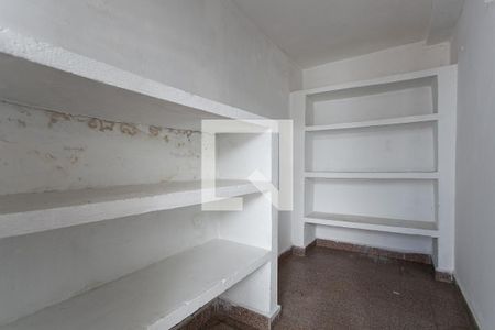 Casa à venda com 150m², 2 quartos e 2 vagas Casa à venda com 150m², 2 quartos e 2 vagasDespensa