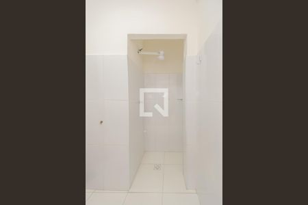 Banheiro de kitnet/studio para alugar com 1 quarto, 32m² em Bela Vista, São Paulo
