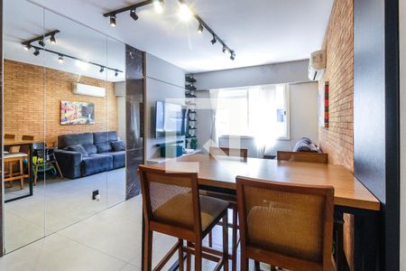 Sala de apartamento à venda com 2 quartos, 63m² em Boa Vista, Porto Alegre