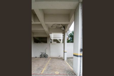 Garagem de apartamento à venda com 3 quartos, 75m² em Teresópolis, Porto Alegre