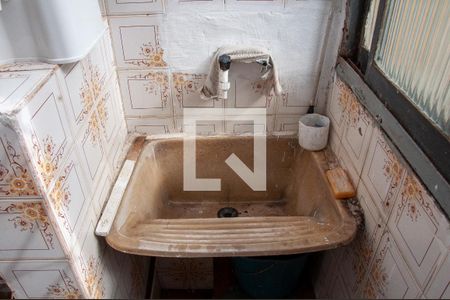 Apartamento para alugar com 58m², 2 quartos e sem vagaCozinha e Área de Serviço