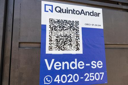 Casa à venda com 180m², 3 quartos e 2 vagasFachada - Plaquinha
