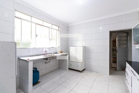 Casa à venda com 180m², 3 quartos e 2 vagasCozinha