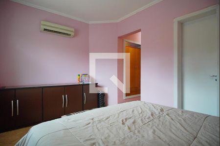 Quarto Suíte de casa à venda com 4 quartos, 168m² em Jardim Itu, Porto Alegre