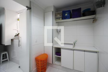 Apartamento para alugar com 117m², 3 quartos e 1 vagaÁrea de Serviço 