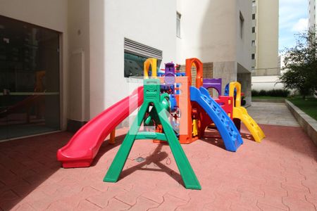 Apartamento para alugar com 117m², 3 quartos e 1 vagaÁrea Comum - Playground