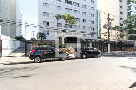Apartamento para alugar com 117m², 3 quartos e 1 vagaFachada