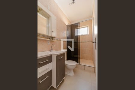 Banheiro de apartamento para alugar com 1 quarto, 45m² em Vila Nova, Porto Alegre