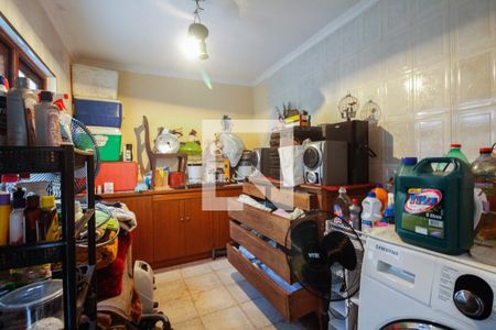 Casa à venda com 345m², 3 quartos e 2 vagasQuarto de serviço 