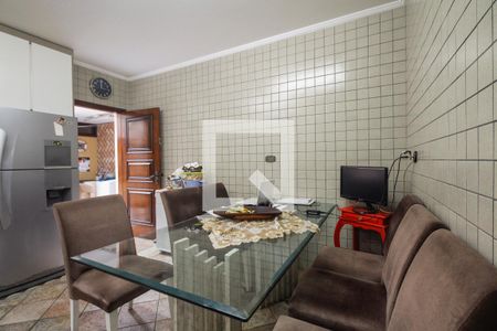 Casa à venda com 345m², 3 quartos e 2 vagasCozinha 