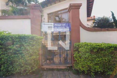 Casa à venda com 345m², 3 quartos e 2 vagasFachada 