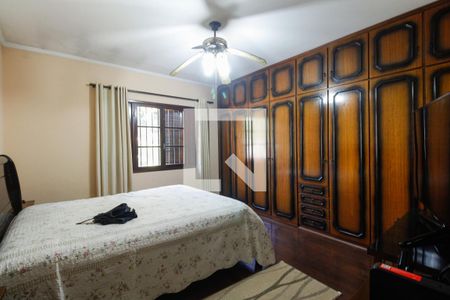 Casa à venda com 345m², 3 quartos e 2 vagasSuíte 