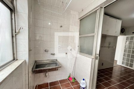 Apartamento à venda com 120m², 3 quartos e 1 vagaÁrea de Serviço
