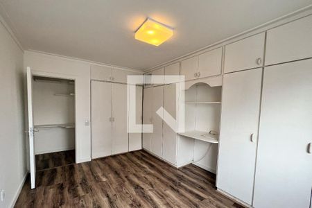 Apartamento à venda com 120m², 3 quartos e 1 vagaQuarto 2