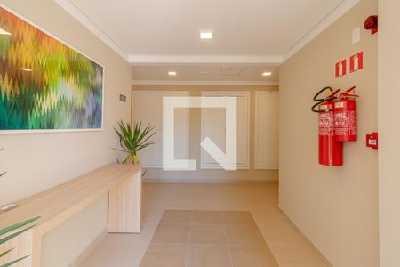 Apartamento à venda com 32m², 2 quartos e sem vaga Apartamento à venda com 32m², 2 quartos e sem vagaHall Social