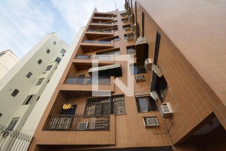 Apartamento à venda com 120m², 2 quartos e 1 vagaFachada interna