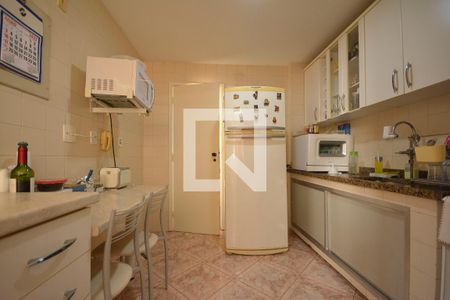 Apartamento à venda com 120m², 2 quartos e 1 vagaCozinha