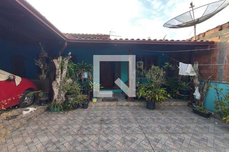 Casa à venda com 90m², 3 quartos e 1 vaga Casa à venda com 90m², 3 quartos e 1 vagaFachada