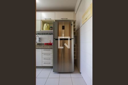Apartamento para alugar com 72m², 2 quartos e 2 vagas Apartamento para alugar com 72m², 2 quartos e 2 vagasCozinha