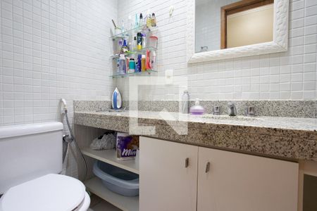 Apartamento para alugar com 72m², 2 quartos e 2 vagas Apartamento para alugar com 72m², 2 quartos e 2 vagasBanheiro do Quarto 2