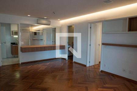 Sala de apartamento para alugar com 2 quartos, 88m² em Barra Funda, São Paulo