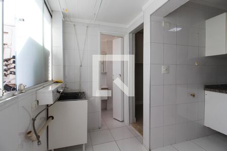 Apartamento para alugar com 111m², 3 quartos e 1 vagaÁrea de Serviço 