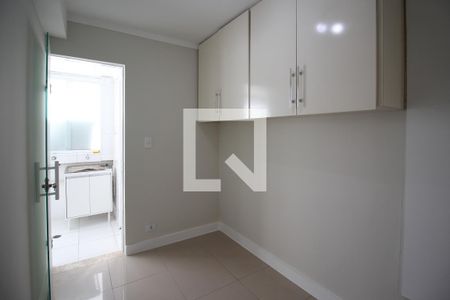 Apartamento para alugar com 111m², 3 quartos e 1 vagaQuarto de Serviço