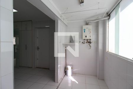 Apartamento para alugar com 111m², 3 quartos e 1 vagaÁrea de Serviço 