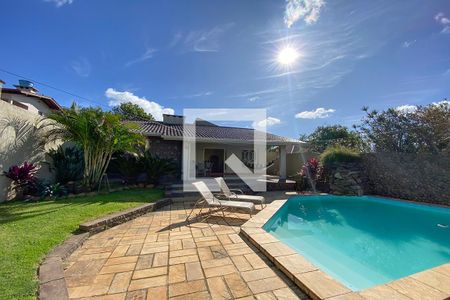 Casa para alugar com 445m², 5 quartos e 6 vagasÁrea Externa