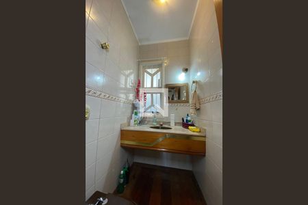 Casa para alugar com 445m², 5 quartos e 6 vagasLavabo