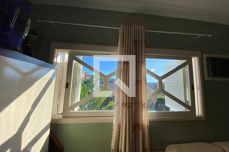 Casa para alugar com 445m², 5 quartos e 6 vagasJanela do Quarto 1