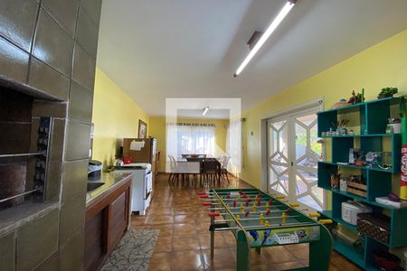 Casa para alugar com 445m², 5 quartos e 6 vagasSalão de festas