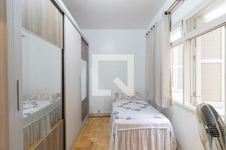 Quarto 1 de apartamento à venda com 2 quartos, 75m² em Centro Histórico, Porto Alegre