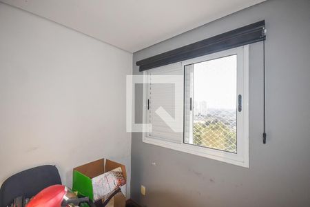 Escritório de apartamento para alugar com 2 quartos, 72m² em Jardim Henriqueta, Taboão da Serra