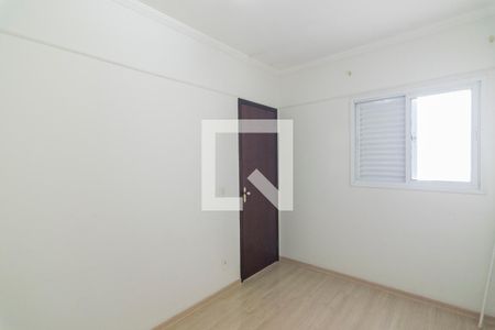Casa à venda com 240m², 3 quartos e 5 vagas Casa à venda com 240m², 3 quartos e 5 vagasQuarto 2