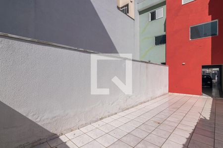 Casa à venda com 240m², 3 quartos e 5 vagas Casa à venda com 240m², 3 quartos e 5 vagasQuintal