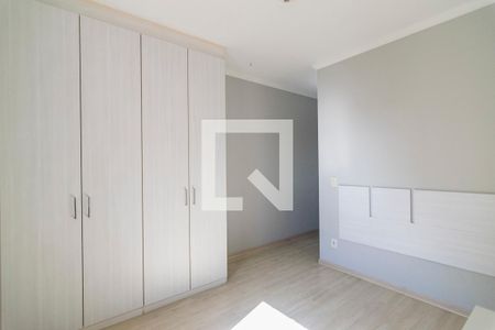 Casa à venda com 240m², 3 quartos e 5 vagas Casa à venda com 240m², 3 quartos e 5 vagasQuarto 3