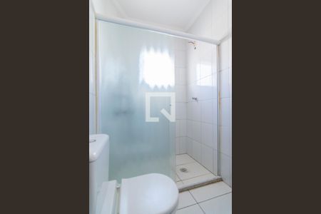 Casa à venda com 240m², 3 quartos e 5 vagas Casa à venda com 240m², 3 quartos e 5 vagasBanheiro da Suite
