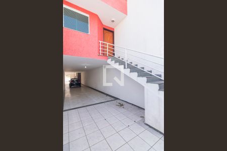 Casa à venda com 240m², 3 quartos e 5 vagas Casa à venda com 240m², 3 quartos e 5 vagasGaragem