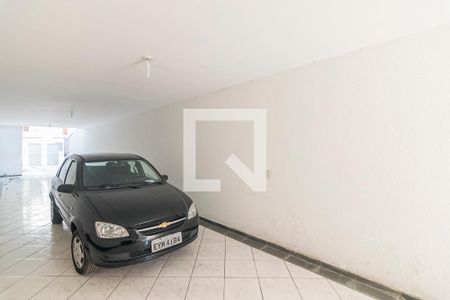 Casa à venda com 240m², 3 quartos e 5 vagas Casa à venda com 240m², 3 quartos e 5 vagasGAragem