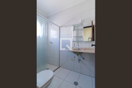 Casa à venda com 240m², 3 quartos e 5 vagas Casa à venda com 240m², 3 quartos e 5 vagasBanheiro da Suite