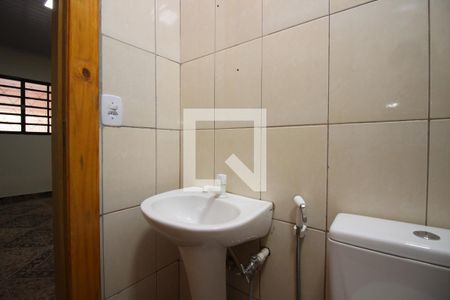 Casa à venda com 140m², 3 quartos e 4 vagasBanheiro da Suíte