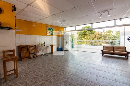Casa à venda com 400m², 2 quartos e 2 vagas Casa à venda com 400m², 2 quartos e 2 vagasCobertura