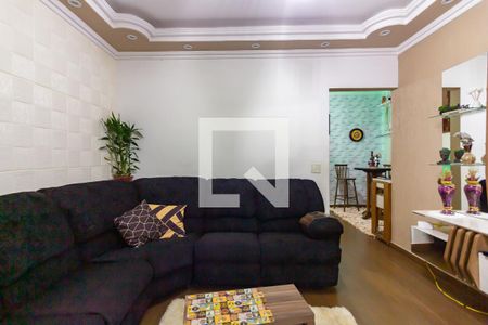 Casa à venda com 400m², 2 quartos e 2 vagas Casa à venda com 400m², 2 quartos e 2 vagasSala