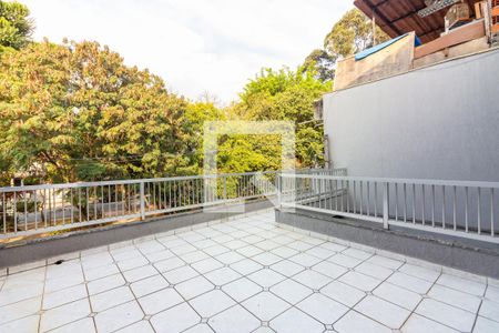 Casa à venda com 400m², 2 quartos e 2 vagas Casa à venda com 400m², 2 quartos e 2 vagasSacada