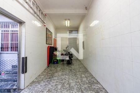Casa à venda com 400m², 2 quartos e 2 vagas Casa à venda com 400m², 2 quartos e 2 vagasGaragem