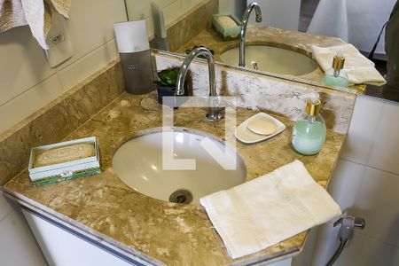 Apartamento à venda com 59m², 2 quartos e 1 vagaBanheiro da Suíte 