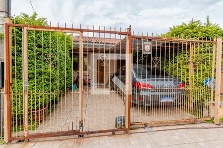 Casa à venda com 80m², 2 quartos e 2 vagasFachada