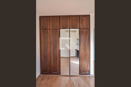 Casa à venda com 150m², 3 quartos e 2 vagasQuarto 02