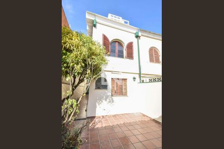 Casa à venda com 150m², 3 quartos e 2 vagasCasa